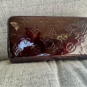 Authentic Louis Vuitton Burgundy Vernis Embossed Wallet